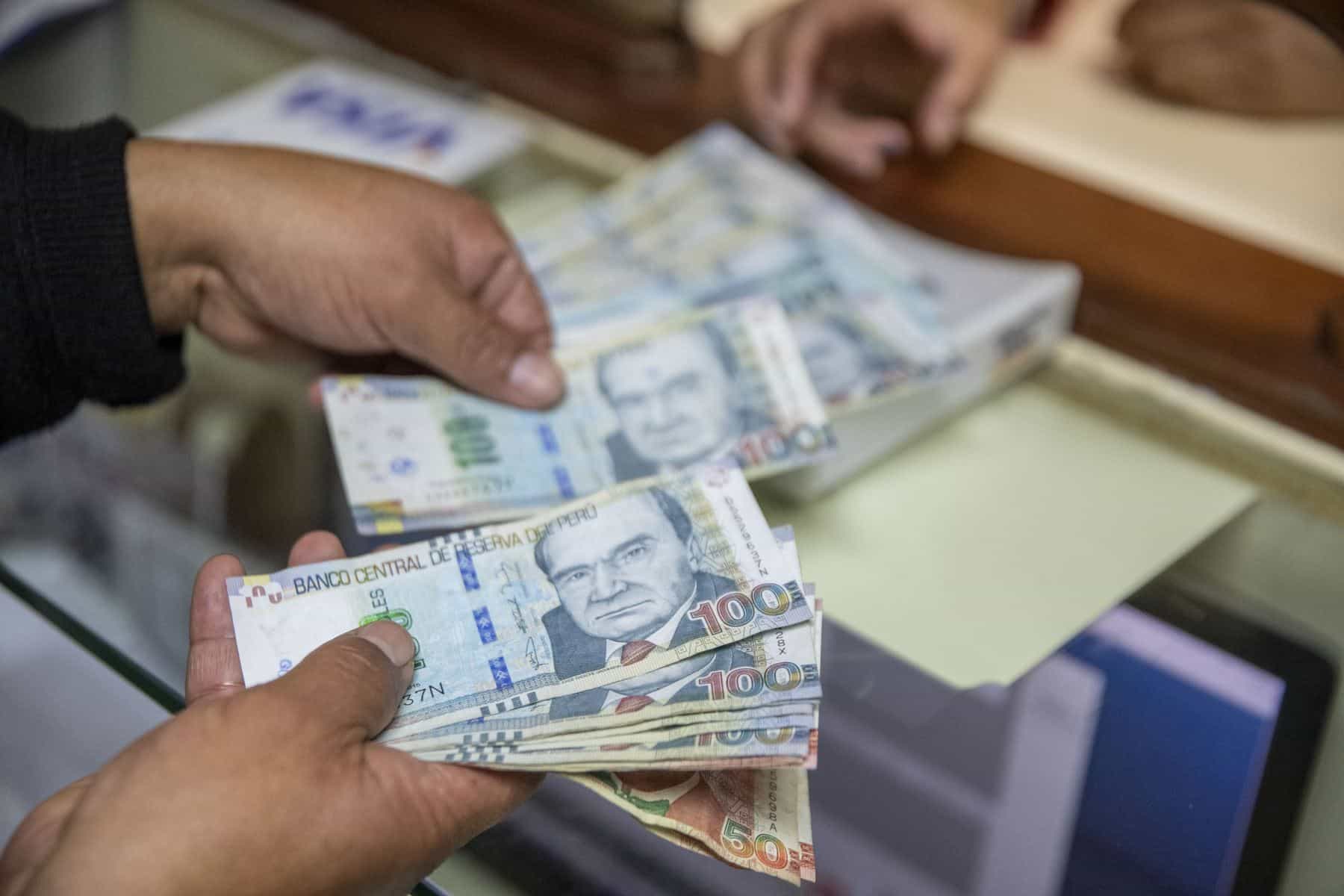 Depósitos a plazo fijo en Perú: mejores tasas de interés y bancos